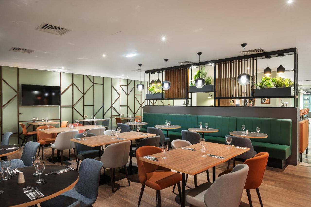 Leeds-wakefield M1 Jct40 By Ihg Hotel 4*